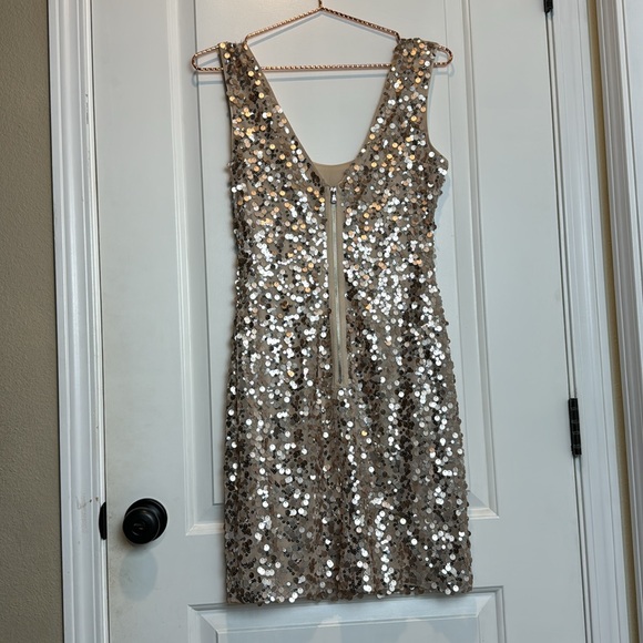 Guess Rose Gold Sequin Holiday Dress Size 6 - Picture 4 of 7